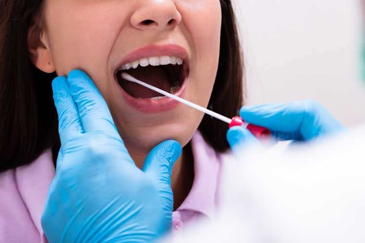 throat-swab throat-swab